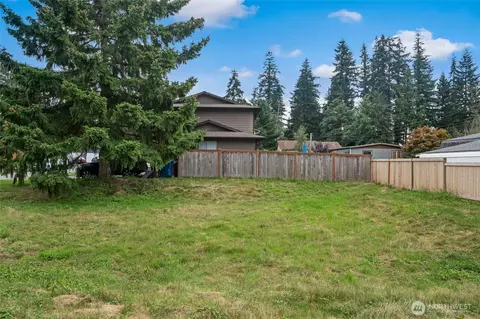 Exterior - 1230 103rd Pl SW, Everett, WA 98204 photo 9 of 9