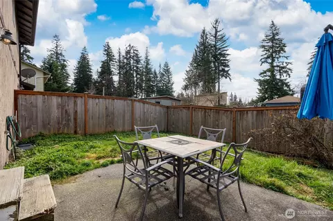 Exterior - 1230 103rd Pl SW, Everett, WA 98204 photo 6 of 9