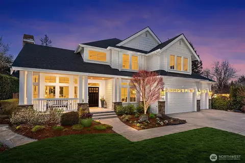 9818 NE 19th St, Bellevue, WA 98004