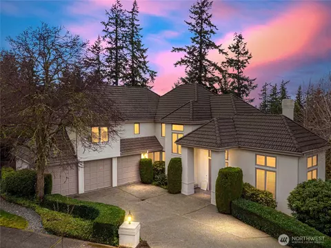 5579 168th Pl SE, Bellevue, WA 98006