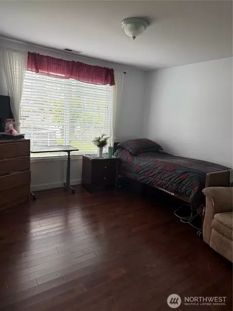 Other - Undisclosed, Everett, WA 98208 photo 3 of 8