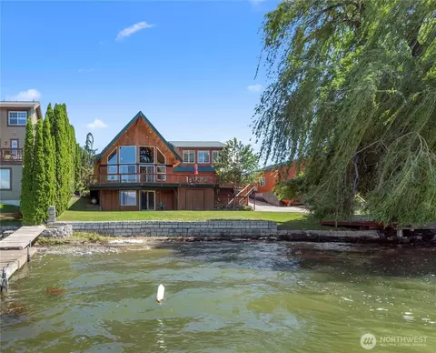460 Roses Lake Dr, Manson, WA 98831