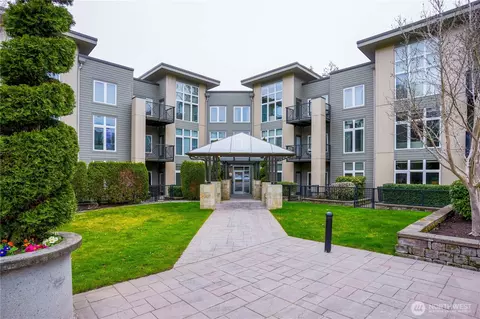 150 102nd Ave SE #104, Bellevue, WA 98004