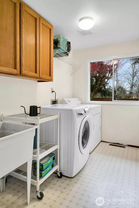 2411 240th St SE, Bothell, WA 98021 photo 27