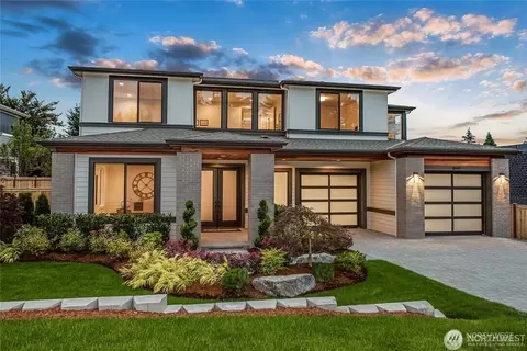 641 11th Ave, Kirkland, WA 98033