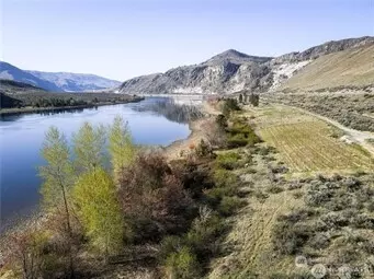 0 Hwy 97, Chelan, WA 98816