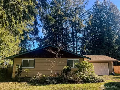 130 E Madrona Pkwy, Grapeview, WA 98546