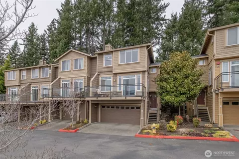23300 SE Black Nugget Rd #D4, Issaquah, WA 98029