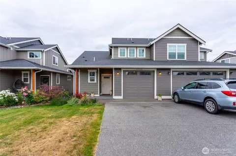 6930 Red Ridge Dr #B, Lynden, WA 98264