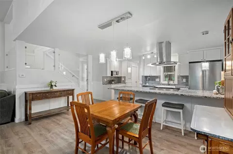 12454 Gwen Dr #5, Burlington, WA 98233