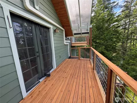 Exterior - 247 Spring Point Rd, Eastsound, WA 98245 photo 10 of 13