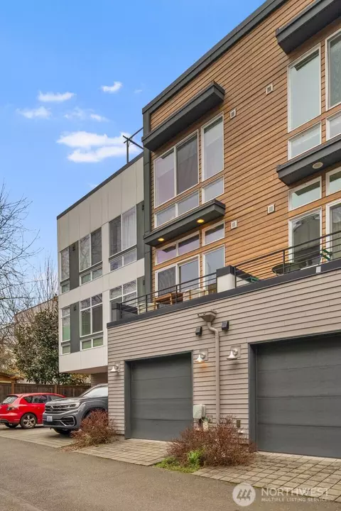 Other - 131 22nd Ave E #E, Seattle, WA 98112 photo 1 of 4