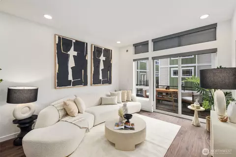 Living - 131 22nd Ave E #E, Seattle, WA 98112 photo 1 of 3
