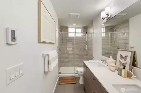 Bath - 131 22nd Ave E #E, Seattle, WA 98112 photo 1 of 3