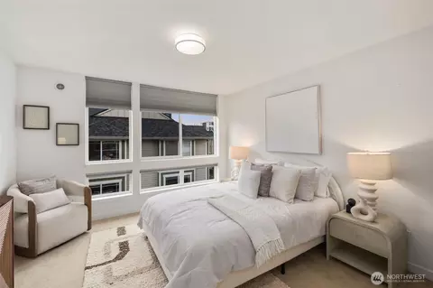 Bedroom - 131 22nd Ave E #E, Seattle, WA 98112 photo 1 of 3