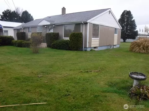 840 NE 7th Ave, Oak Harbor, WA 98277