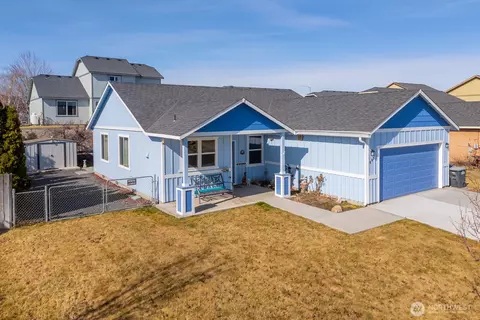 602 N Kentucky Dr, Moses Lake, WA 98837
