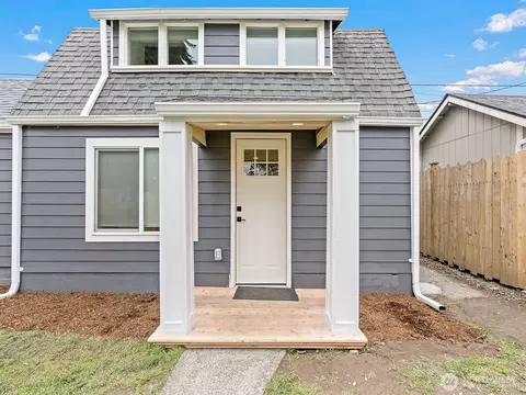 6114 Yakima Ave, Tacoma, WA 98408