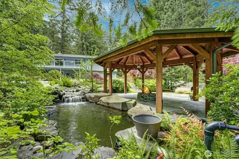 8105 Van Decar Rd SE, Port Orchard, WA 98367