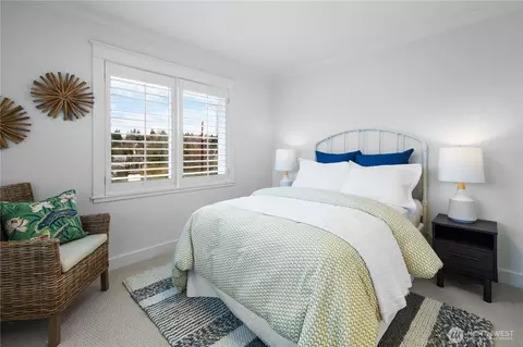 Bedroom - 203 32nd Ave E, Seattle, WA 98112 photo 6 of 6