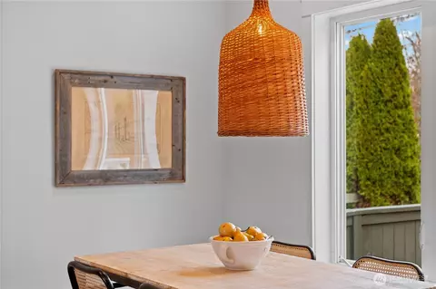 Dining - 203 32nd Ave E, Seattle, WA 98112 photo 4 of 4