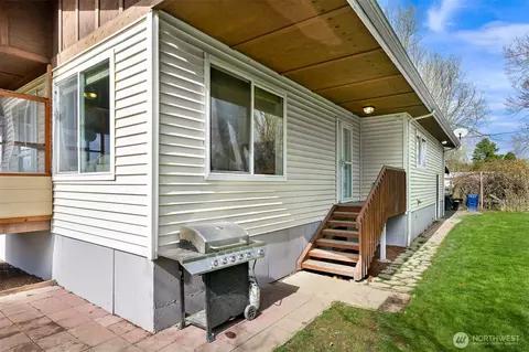 Other - 586 Second St, Sumas, WA 98295 photo 5 of 6