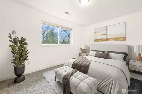 Bedroom - 586 Second St, Sumas, WA 98295 photo 2 of 3