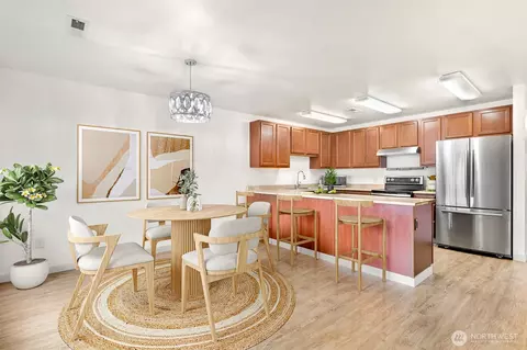 Dining - 586 Second St, Sumas, WA 98295 photo 1 of 3
