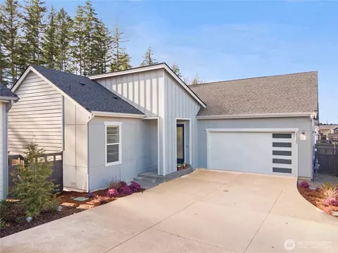 33521 Douglas Ave SE, Black Diamond, WA 98010