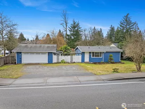 724 Center Rd, Everett, WA 98204