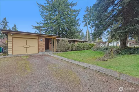 658 SW 316th St, Federal Way, WA 98023