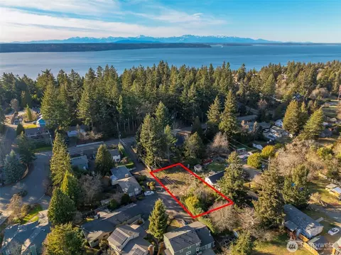 2000 SW 162nd Ct, Burien, WA 98166