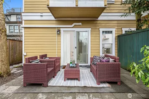 Exterior - 753 Harvard Ave E #B, Seattle, WA 98102 photo 1 of 4