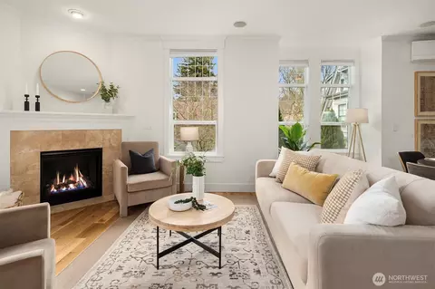 Living - 753 Harvard Ave E #B, Seattle, WA 98102 photo 1 of 2