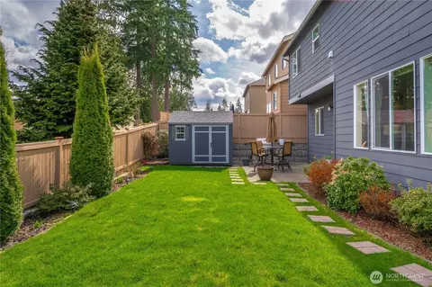 Exterior - 14209 3rd Ave W, Everett, WA 98208 photo 2 of 7