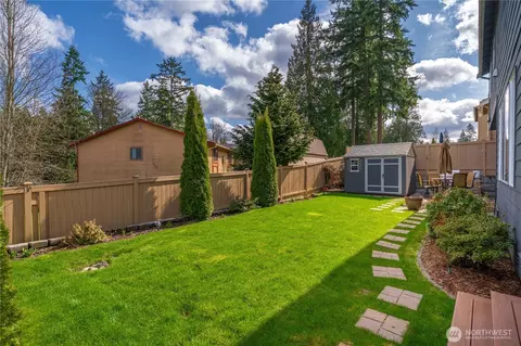 Exterior - 14209 3rd Ave W, Everett, WA 98208 photo 6 of 7