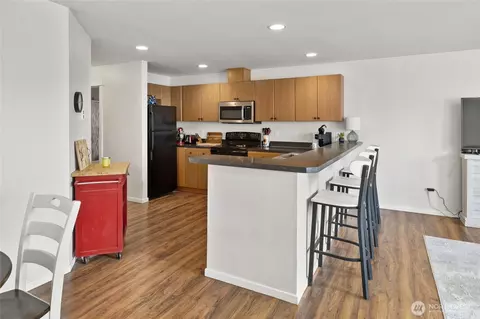 Kitchen - 330 Pacific Loop, Kittitas, WA 98934 photo 4 of 4
