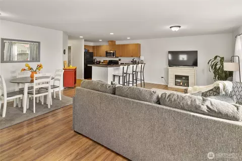 Living - 330 Pacific Loop, Kittitas, WA 98934 photo 3 of 5