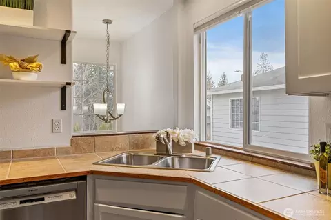Kitchen - 2030 127th Pl SE, Everett, WA 98208 photo 1 of 4