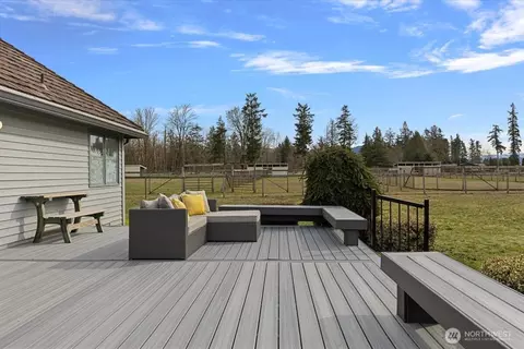 Exterior - 23419 SE 406th St, Enumclaw, WA 98022 photo 6 of 7