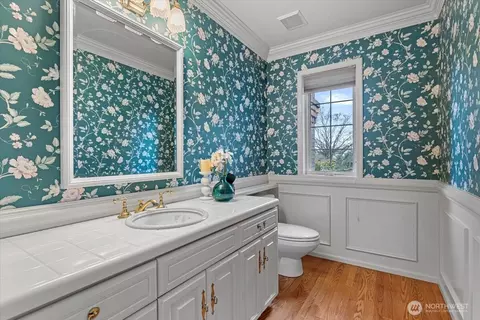 Bath - 23419 SE 406th St, Enumclaw, WA 98022 photo 5 of 5