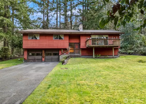 4467 E Kimble Rd, Port Orchard, WA 98366