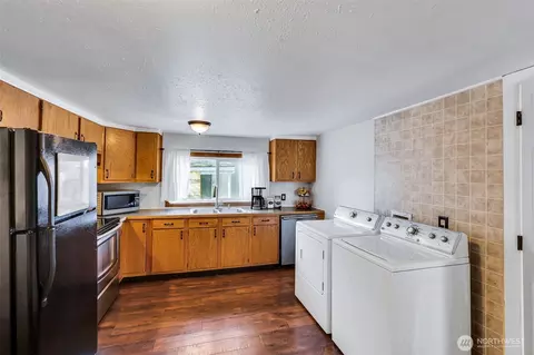 2807 E Heroy Ave, Spokane, WA 99207 photo 2