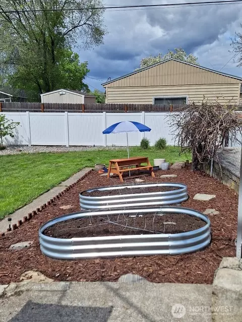 2807 E Heroy Ave, Spokane, WA 99207 photo 28
