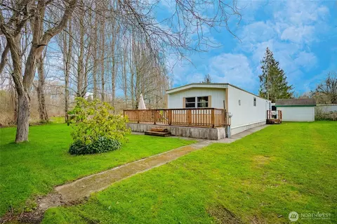5178 Anderson Rd, Blaine, WA 98230