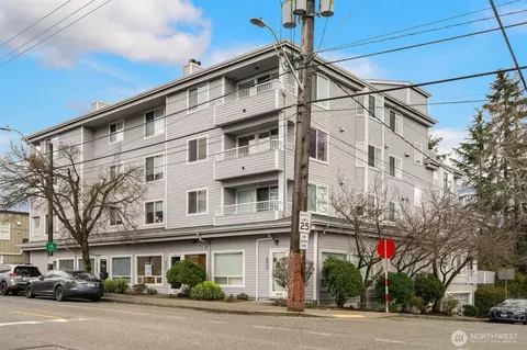 1000 NE 88th St #305, Seattle, WA 98115