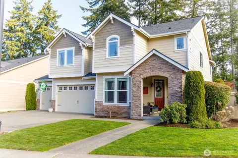 4306 Abigail Dr NE, Lacey, WA 98516