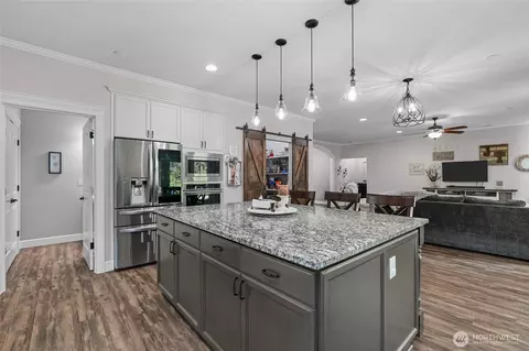 Kitchen - 31833 SE Lake Walker Rd, Enumclaw, WA 98022 photo 1 of 4