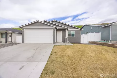 2371 SE Sage Brooke Rd, East Wenatchee, WA 98802