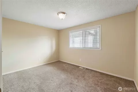 19321 Crescent Dr E, Spanaway, WA 98387 photo 22
